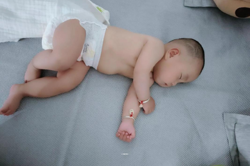 塔城怀孕多久肚子会胀气